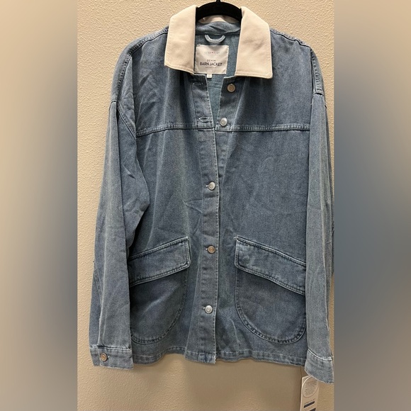 Ultra Flirt Jackets & Blazers - Ultra Flirt - Large - New With Tags - Light Blue Denim Barn Jacket  Cream Label